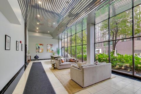 Tiny photo for 2754 N Hampden Court #506, Chicago, IL 60614 (MLS # 12499003)