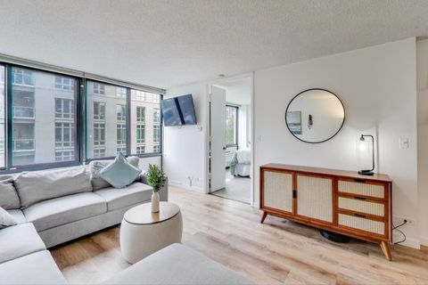 Tiny photo for 2754 N Hampden Court #506, Chicago, IL 60614 (MLS # 12499003)