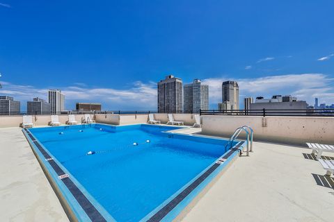 Tiny photo for 2754 N Hampden Court #506, Chicago, IL 60614 (MLS # 12499003)