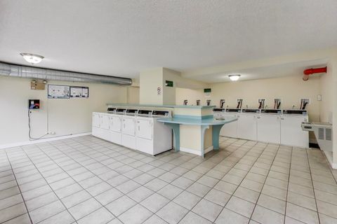 Tiny photo for 2754 N Hampden Court #506, Chicago, IL 60614 (MLS # 12499003)