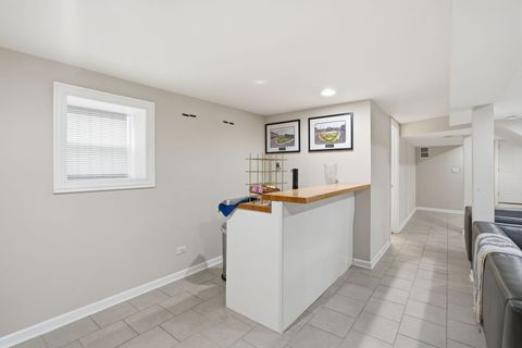 Tiny photo for 2923 N New England Avenue, Chicago, IL 60634 (MLS # 12632069)
