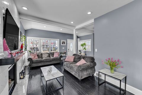 Tiny photo for 1109 N 12th Avenue, Melrose Park, IL 60160 (MLS # 12574732)