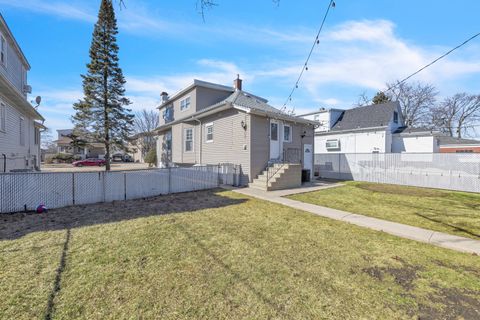 Tiny photo for 1109 N 12th Avenue, Melrose Park, IL 60160 (MLS # 12574732)