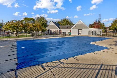 Tiny photo for 148 White Branch Court, Buffalo Grove, IL 60089 (MLS # 12492866)