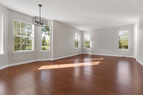 Tiny photo for 148 White Branch Court, Buffalo Grove, IL 60089 (MLS # 12492866)