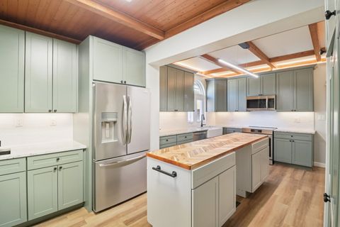 Tiny photo for 5026 N Hamlin Avenue, Chicago, IL 60625 (MLS # 12502558)