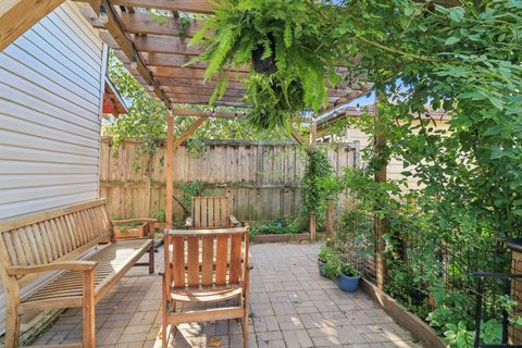 Tiny photo for 5026 N Hamlin Avenue, Chicago, IL 60625 (MLS # 12502558)