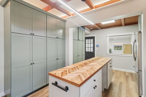 Tiny photo for 5026 N Hamlin Avenue, Chicago, IL 60625 (MLS # 12502558)