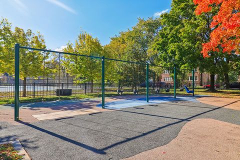 Tiny photo for 5026 N Hamlin Avenue, Chicago, IL 60625 (MLS # 12502558)