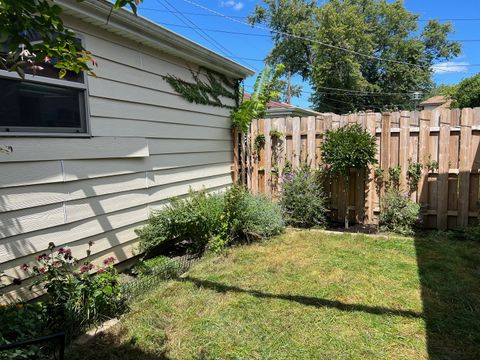 Tiny photo for 5026 N Hamlin Avenue, Chicago, IL 60625 (MLS # 12502558)