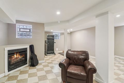 Tiny photo for 5026 N Hamlin Avenue, Chicago, IL 60625 (MLS # 12502558)