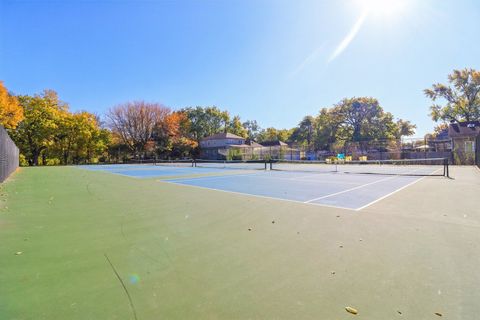 Tiny photo for 5026 N Hamlin Avenue, Chicago, IL 60625 (MLS # 12502558)