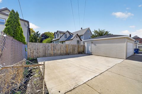 Tiny photo for 135 N 16th Avenue, Melrose Park, IL 60160 (MLS # 12649985)