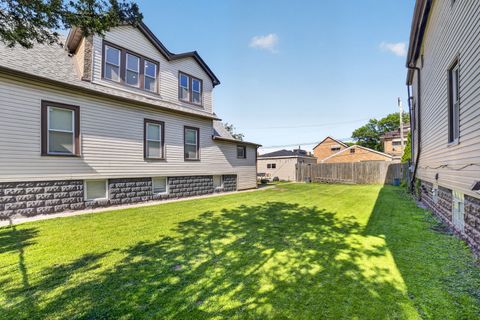 Tiny photo for 135 N 16th Avenue, Melrose Park, IL 60160 (MLS # 12649985)