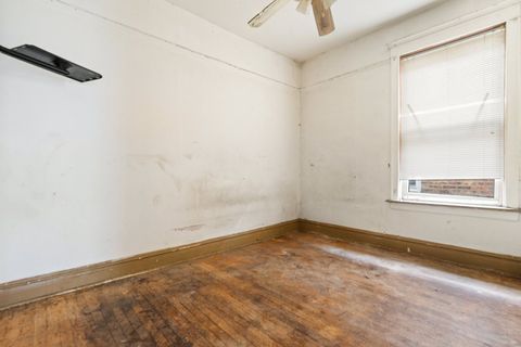 Tiny photo for 5404 S Drexel Avenue, Chicago, IL 60615 (MLS # 12611217)