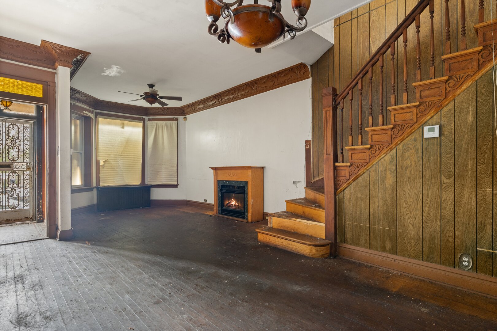 5404 S Drexel Avenue