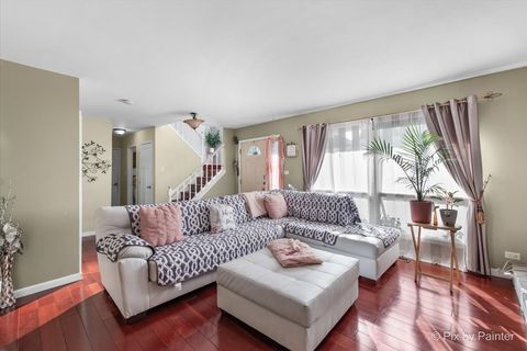 Tiny photo for 712 Scarbrough Circle #712, Hoffman Estates, IL 60169 (MLS # 12556129)