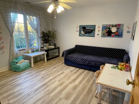 Tiny photo for 200 W Thacker Street, Hoffman Estates, IL 60169 (MLS # 12540051)