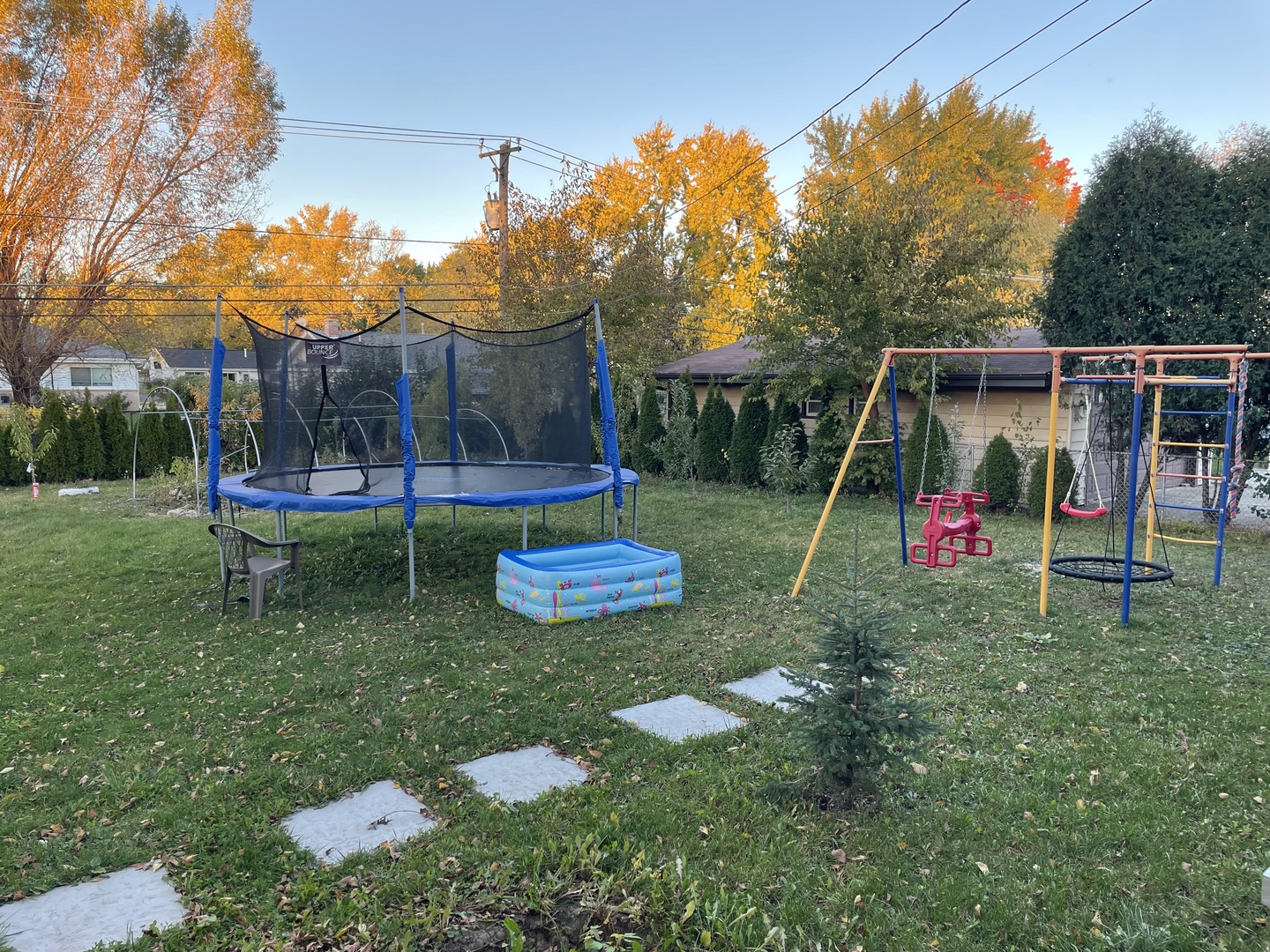 200 W Thacker Street