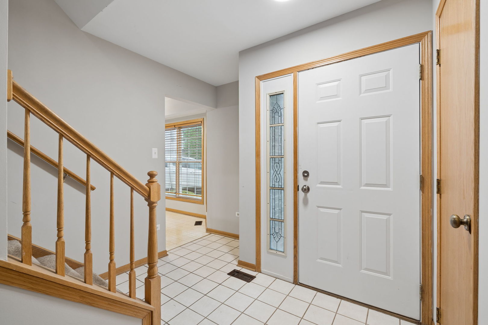 19895 Lakeview Way 1