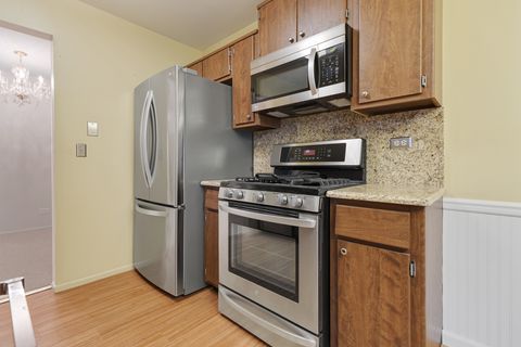 Tiny photo for 375 Pinetree Lane #D-1, Schaumburg, IL 60193 (MLS # 12493942)