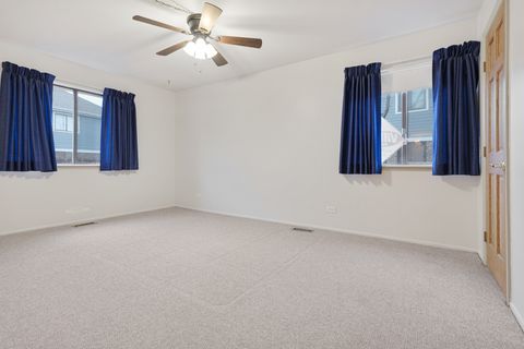 Tiny photo for 375 Pinetree Lane #D-1, Schaumburg, IL 60193 (MLS # 12493942)