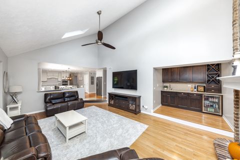 Tiny photo for 2421 River Woods Drive, Naperville, IL 60565 (MLS # 12474844)