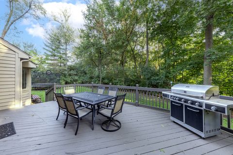 Tiny photo for 2421 River Woods Drive, Naperville, IL 60565 (MLS # 12474844)