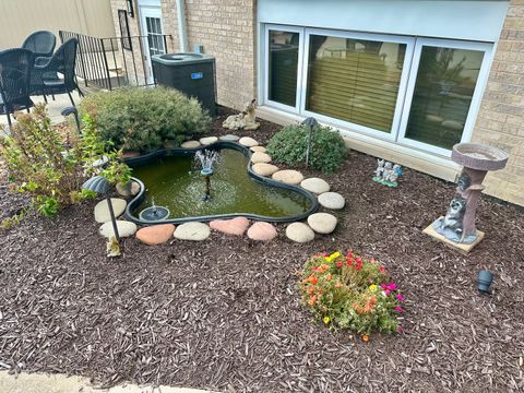 Tiny photo for 14221 Kilbourne Avenue, Crestwood, IL 60418 (MLS # 12622633)