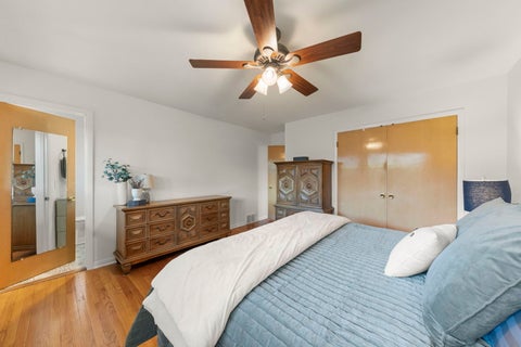 Tiny photo for 281 Diamond Head Drive, Des Plaines, IL 60018 (MLS # 12723393)