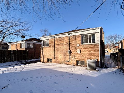 Tiny photo for 14525 Dobson Avenue, Dolton, IL 60419 (MLS # 12563750)
