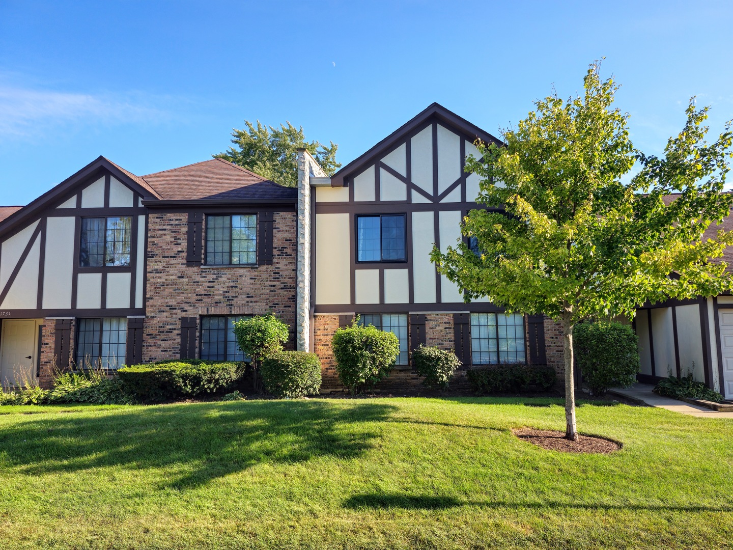 View Palatine, IL 60074 townhome