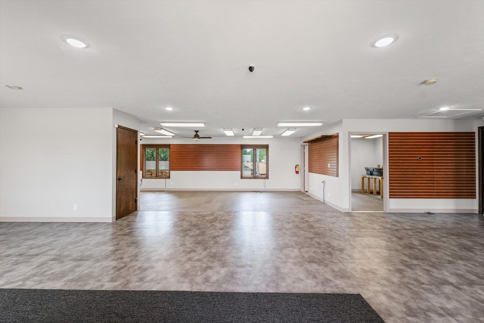 Bloomington, Illinois 61704, United States, ,Commercial,Active,164355