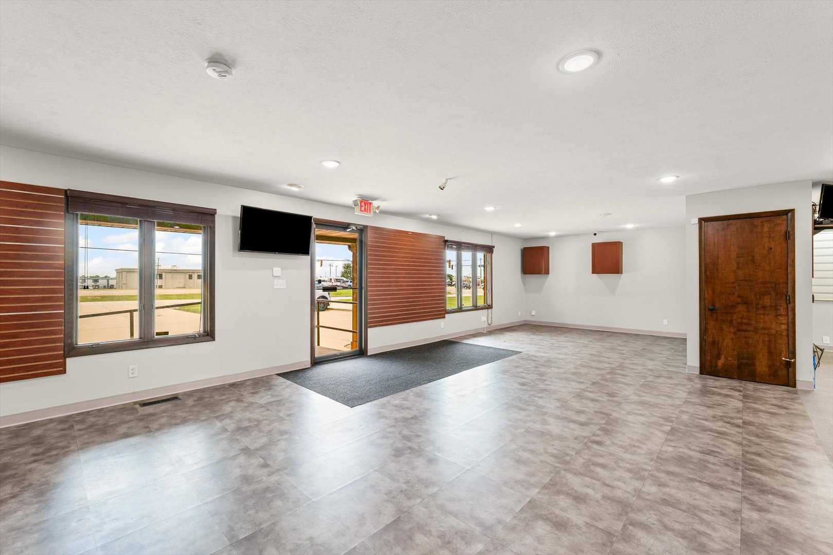 Bloomington, Illinois 61704, United States, ,Commercial,Active,164355