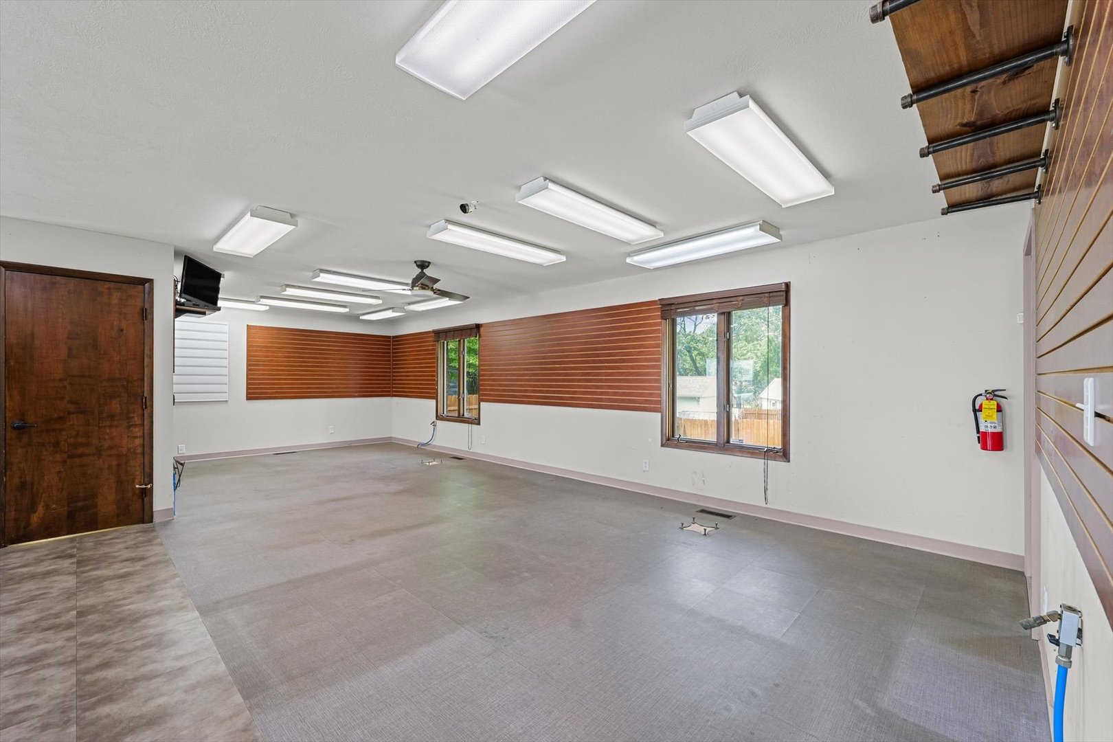 Bloomington, Illinois 61704, United States, ,Commercial,Active,164355