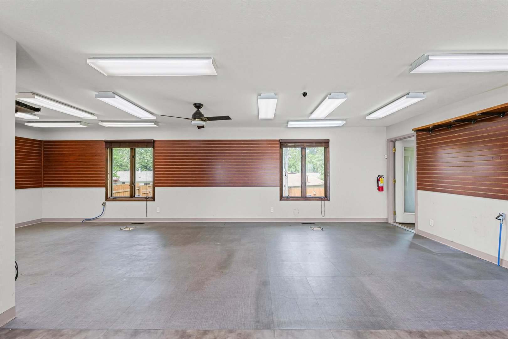 Bloomington, Illinois 61704, United States, ,Commercial,Active,164355