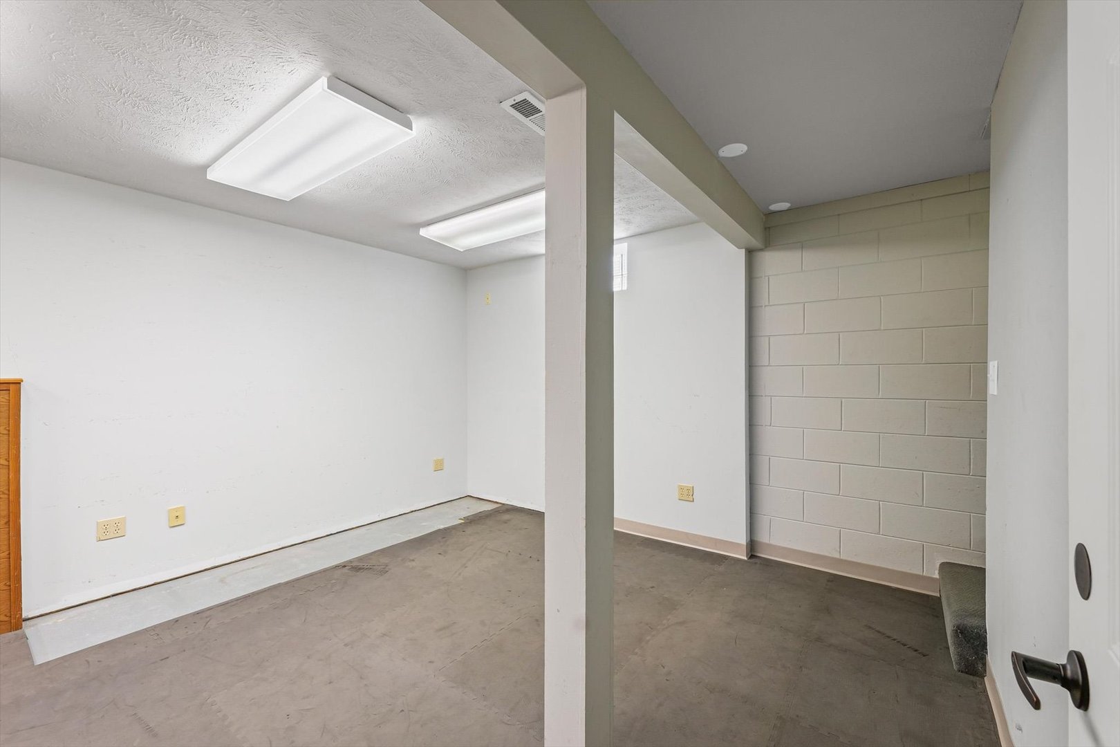 Bloomington, Illinois 61704, United States, ,Commercial,Active,164355