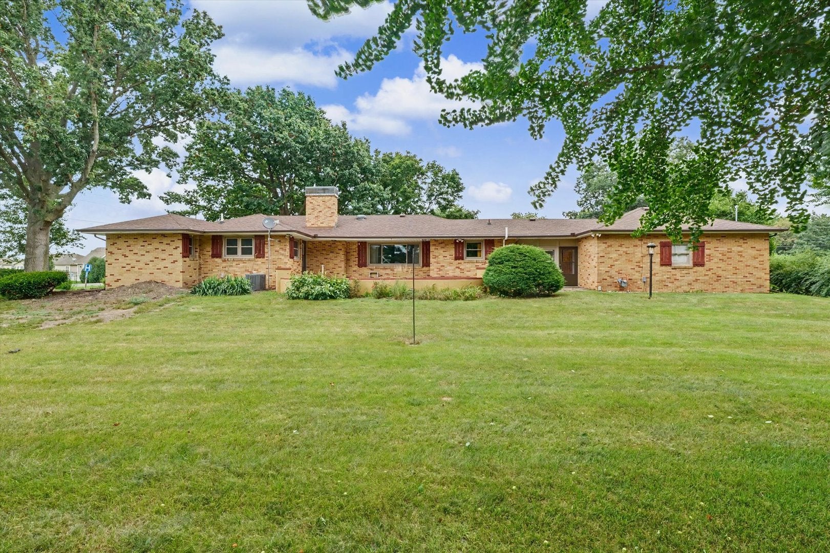1123 N Sangamon Avenue
