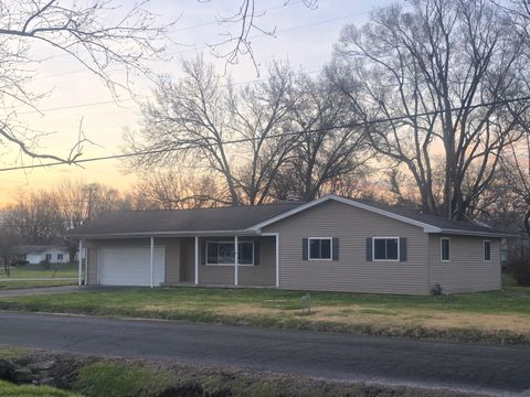 Tiny photo for 1505 W Ash Avenue, Decatur, IL 62526 (MLS # 12605812)