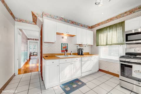 Tiny photo for 5040 N Monitor Avenue, Chicago, IL 60630 (MLS # 12732178)