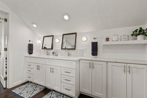 Tiny photo for 2440 E RIVER Drive, Davenport, IA 52803 (MLS # 12691290)