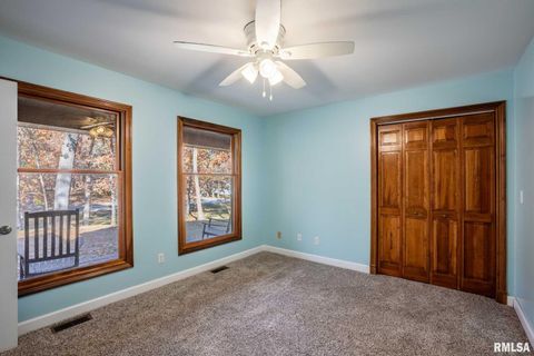 Tiny photo for 1901 Spring Garden Road, Marion, IL 62959 (MLS # QC4269668)