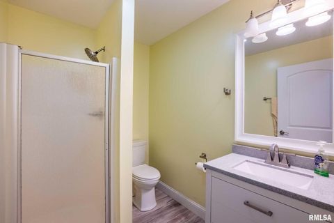 Tiny photo for 1901 Spring Garden Road, Marion, IL 62959 (MLS # QC4269668)