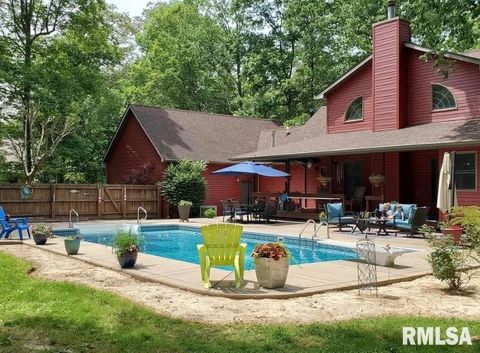 Tiny photo for 1901 Spring Garden Road, Marion, IL 62959 (MLS # QC4269668)