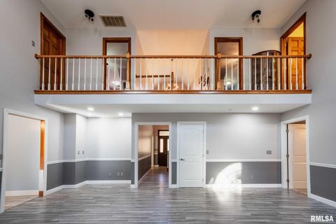 Tiny photo for 1901 Spring Garden Road, Marion, IL 62959 (MLS # QC4269668)