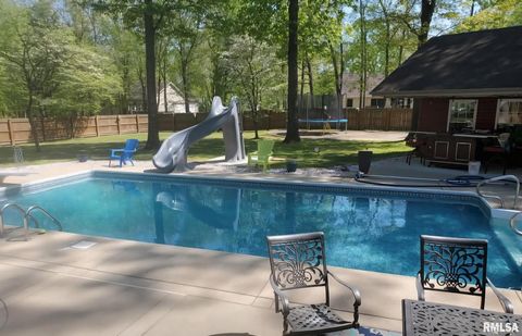 Tiny photo for 1901 Spring Garden Road, Marion, IL 62959 (MLS # QC4269668)