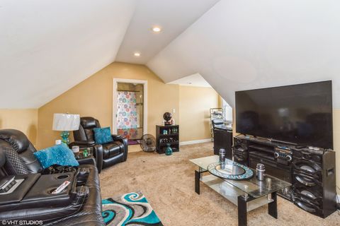 Tiny photo for 1325 Gunderson Avenue, Berwyn, IL 60402 (MLS # 12412431)