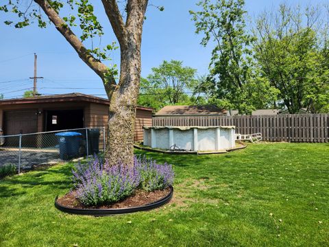 Tiny photo for 7713 Brookhaven Avenue, Darien, IL 60561 (MLS # 12446827)