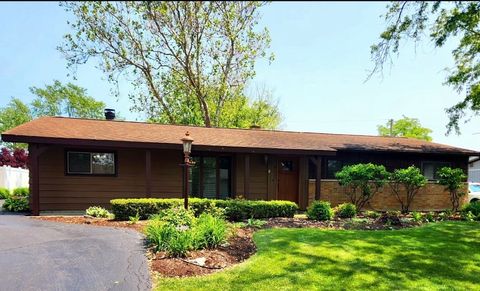 7713 Brookhaven Avenue Darien IL 60561