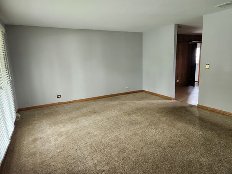 Tiny photo for 7713 Brookhaven Avenue, Darien, IL 60561 (MLS # 12446827)